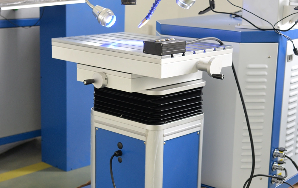 Máquina de soldadura de alta qualidade do laser de YAG para o soldador do reparo do molde do ouro