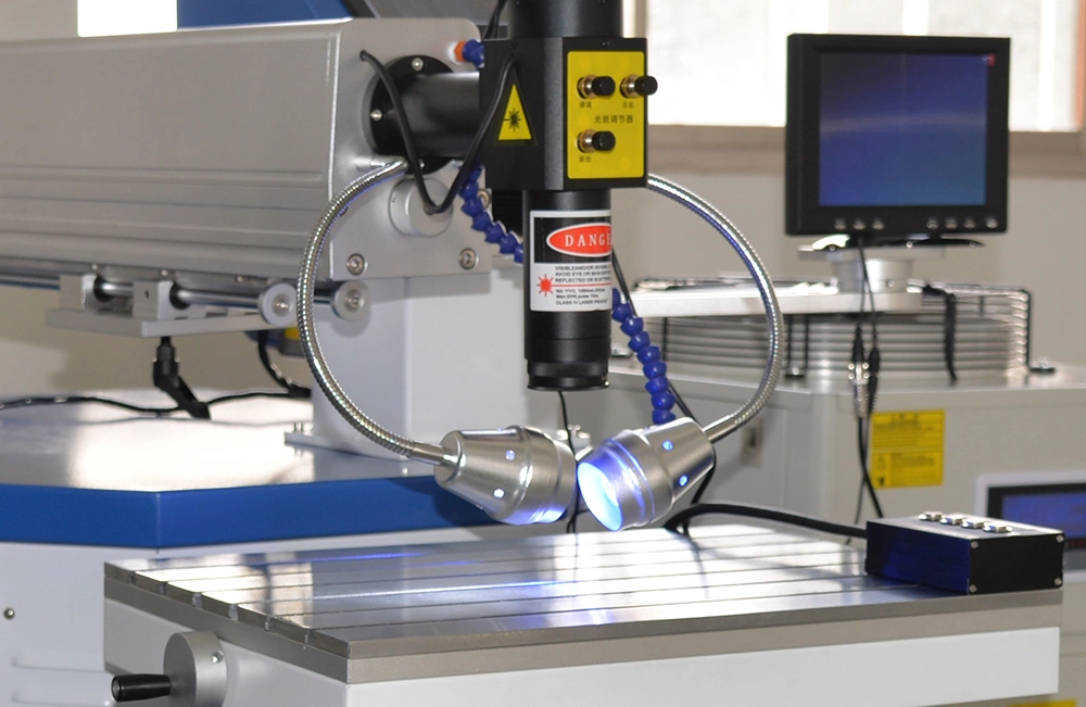 Máquina de soldadura de alta qualidade do laser de YAG para o soldador do reparo do molde do ouro